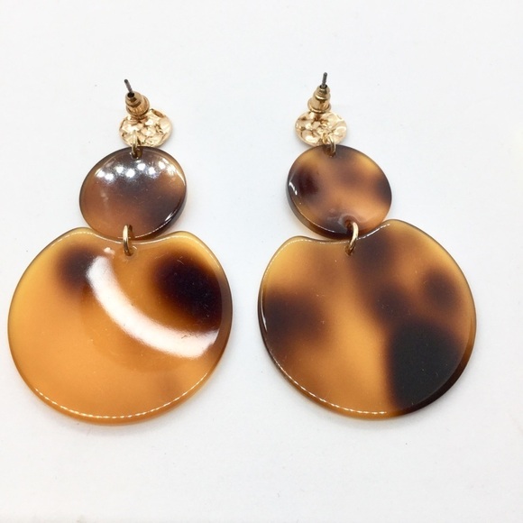 3/$30 FAUX TORTOISE SHELL CIRCLE DISC EARRINGS GOLD - Picture 5 of 9